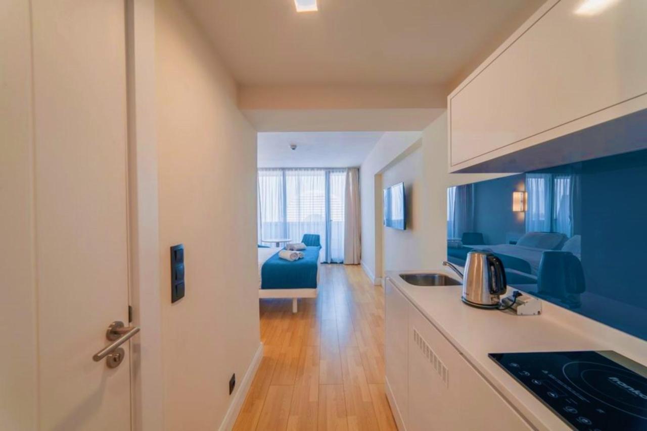 Sea View Apartments In Orbi City Батуми Экстерьер фото